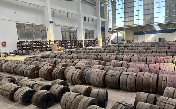 菠萝视频网站擠壓模具